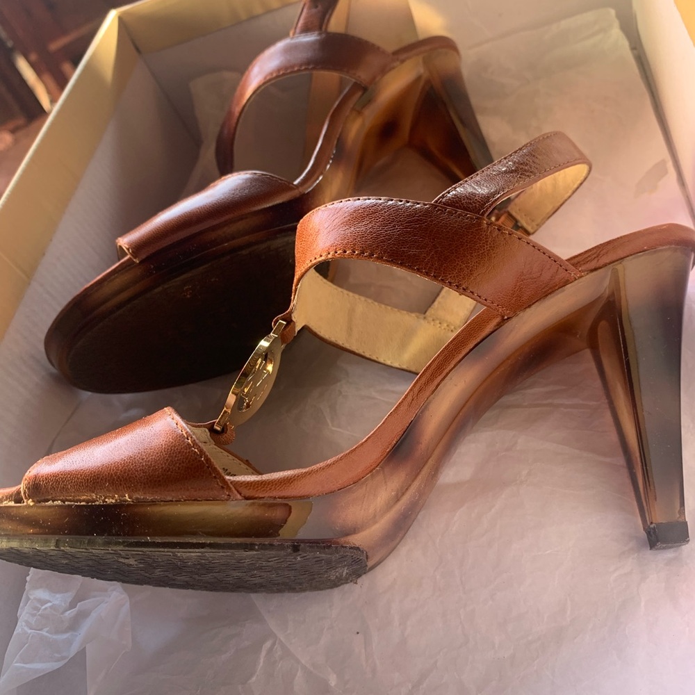 Elegant Brown Women's Heels
